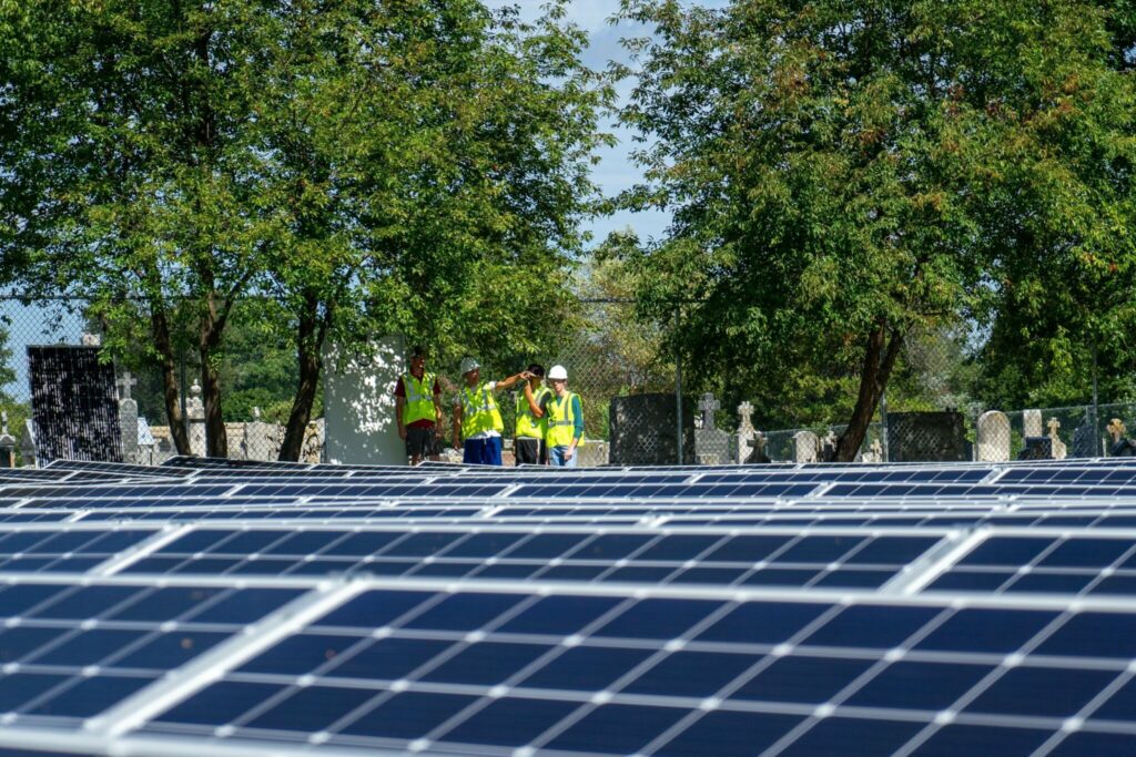 Ipsun solar crew installing commercial solar panel in Washington DC