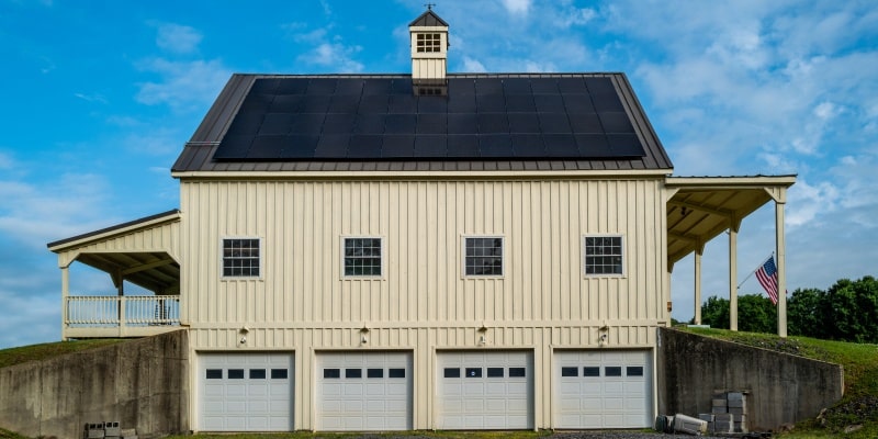 Warrenton barn solar project