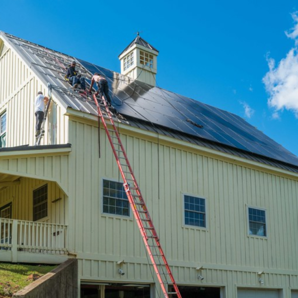 barn solar installed by Ipsun Solar
